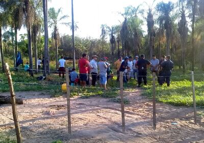 El grupo de  autodenominados “sintierras”  invadió en la noche del sábado una propiedad productiva de Emboscada.