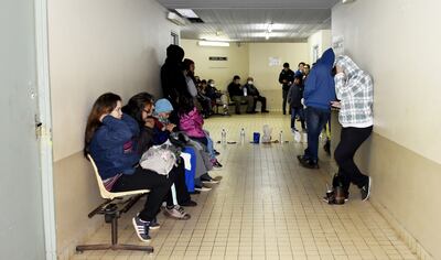 La demanda de pacientes del Hospital Nacional de Itauguá sobrepasa su capacidad, por lo que el stock de medicamentos e insumos es insuficiente muchas veces.