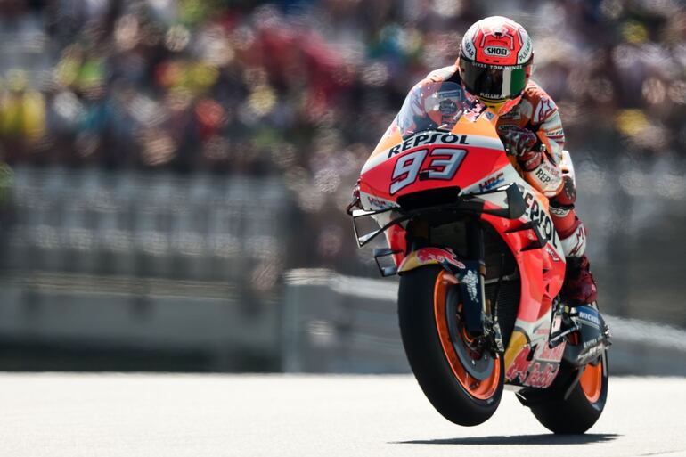 Marc Márquez conquistó la pole y partirá primero el domingo en el Gran Premio de Austria.