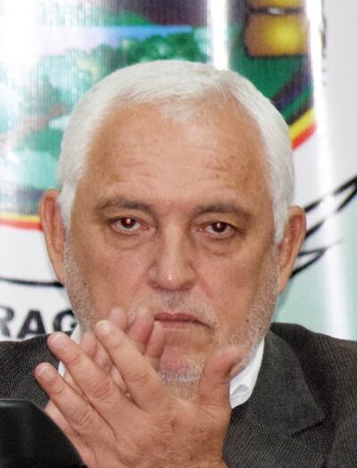 Juan Schmalko (ANR), gobernador de Itapúa. Lo acusan de sobrefacturar obras y sus funcionarios salen a “aclarar”.