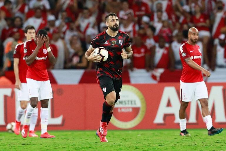 /pf/resources/images/abc-placeholder.png?d=2394