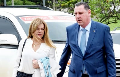 El imputado senador Javier Zacarías Irún (ANR, cartista) tiene pedido de prisión en el proceso que le abrieron junto a su esposa, la destituida intendenta de Ciudad del Este Sandra McLeod (cartista).