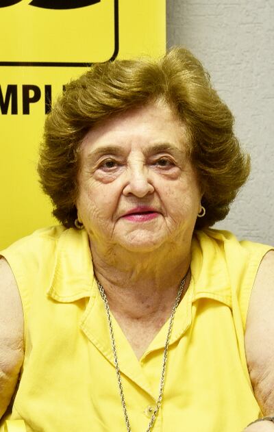 Prof. Rosa Mereles de López, directora del conservatorio.