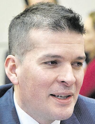 El senador cartista Sergio Godoy dijo ayer que la gente puede reaccionar con violencia ante la iniciativa de  la reelección.