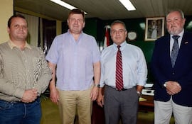 alfonso-ramirez-john-wardle-victor-valdovinos-y-david-baldock--221155000000-1067848.jpg