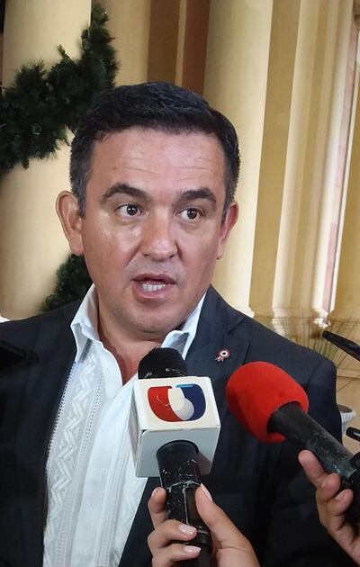 Eduardo Petta San Martín sostiene que este año los útiles escolares esperarán a los estudiantes, y no al revés como siempre ocurre.