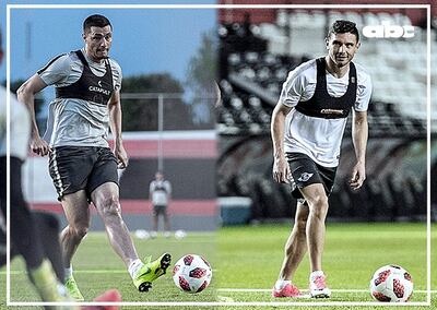 Óscar Cardozo, Adrián Martínez, Libertad.