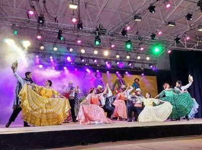 El ballet municipal Piribebuy Jeroky,, ganador del Takuare'ě oro del año pasado, llevará su arte al festival nacional del malambo.