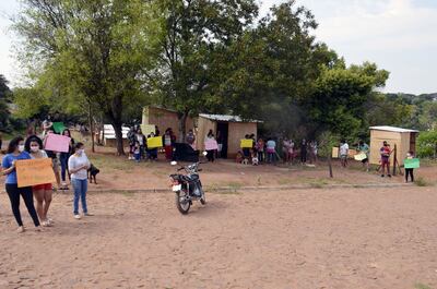 Algunos de los ocupantes  afirmaron que   están en forma provisoria  en el sitio. Expresaron que ya  solicitaron a  la Municipalidad otro sitio para ser reubicados.