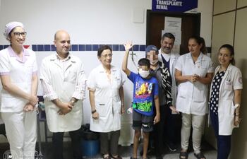 Paciente pediátrico trasplantado recibió el alta.