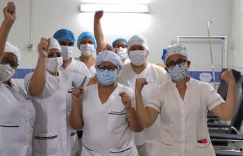 El año 2020 fue declarado como el de las enfermeras, que están en la primera línea de batalla.