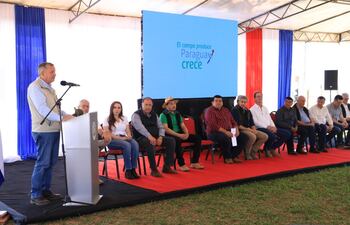 Ministro de Agricultura, Ing. Agr. Santiago Bertoni Hicar, en el lanzamiento de la campaña de soja 2022/23