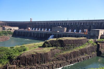 La administración de la Itaipú Binacional fue calificada como una entidad sin transparencia por la Secretaría de la Función Pública.