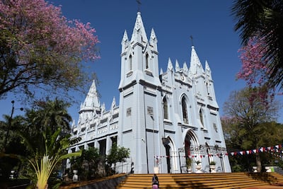 San Lorenzo está de fiesta patronal. Su Catedral de estilo gótico es uno de sus atractivos.