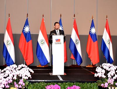 El embajador de la República de China Taiwán en Paraguay, José Chin-Cheng Han, durante su discurso en la celebración del Doble Diez.