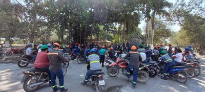 Obreros de INC de Vallemí se reunieron esta tarde y resolvieron ir a huelga.