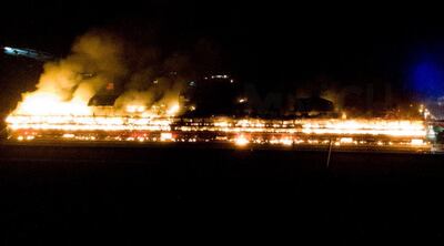 Impresionante el incendio que consumió gran parte del autódromo de Terma de Río Hondo.
