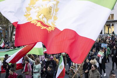 Manifestantes protestan contra el gobierno de Irán, el pasado 19 de noviembre en Zúrich, Suiza.