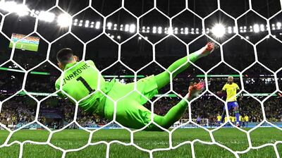 Dominik Livakovic de nuevo fue la gran figura de Croacia