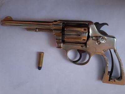 Evidencias incautadas en poder de Félix Ernesto Servin Barboza sospechoso de asaltar una tienda de ropas.