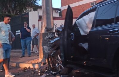 Óscar “Tacuara” Cardozo protagonizó un accidente de tránsito.