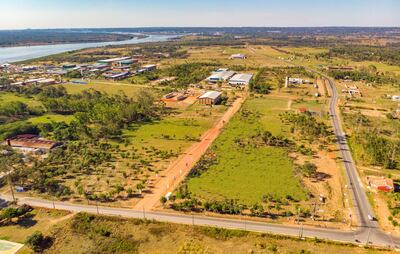 La Paraguaya Inmobiliaria cuenta con lotes ideales para empezar a construir ya.