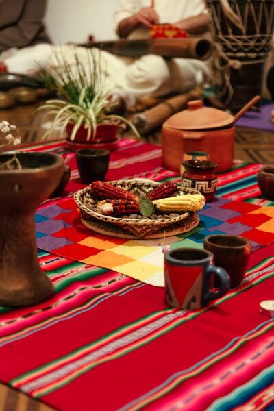 La medicina del cacao es una práctica ancestral de los pueblos Mayas, conocida como la medicina del afecto sin límites.