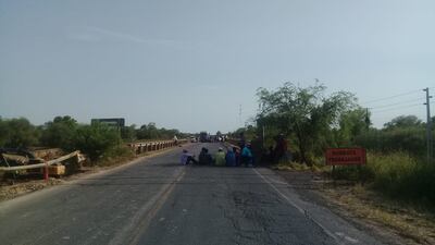Cierre de ruta, nativos de la comunidad La  Patria se movilizaron hasta la zona de Río Verde.