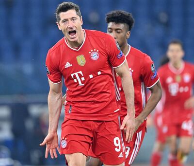 Robert Lewandowski abrió el camino a la goleada 1-4 del conjunto Alemán frente a Lazio, se suma al festejo Alphonso Davies.