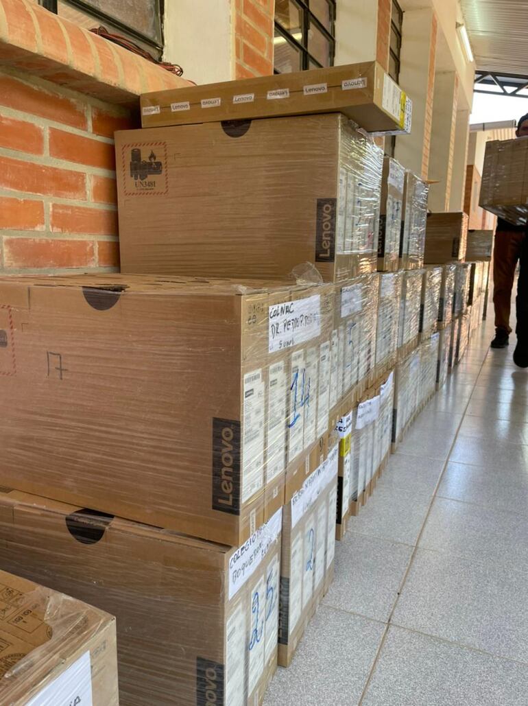 Las computadoras serán entregadas a más de 29 instituciones educativas de Boquerón