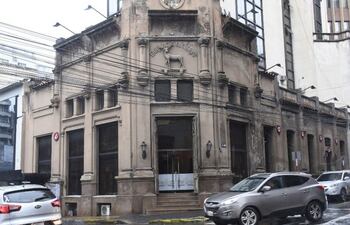 Fachada del Jurado de Enjuiciamiento de Magistrados