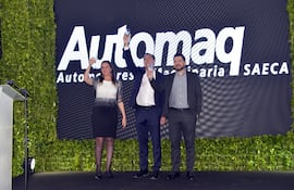 Directivos de Automaq Paraguay, para la región y Centroamérica, participaron de la presentación del renovado punto de atención de la concesionaria.