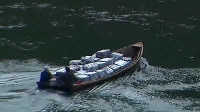 Captura de video de una investigación de un medio argentino sobre contrabando.