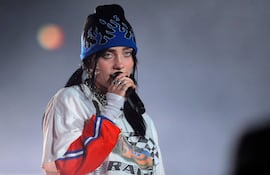 Billie Eilish durante su presentación en el Lollapalooza Chile. La cantante estadounidense será el miércoles una de las figuras del festival Asunciónico.