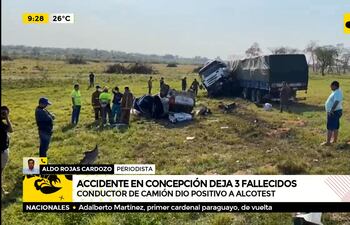 Tres fallecidos tras choque entre camión y automóvil en Concepción