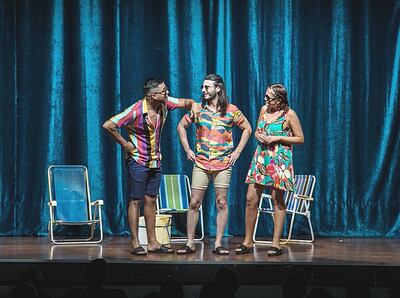 Manni Delvalle, Dani Ruiz y Fati Fernández en una escena.