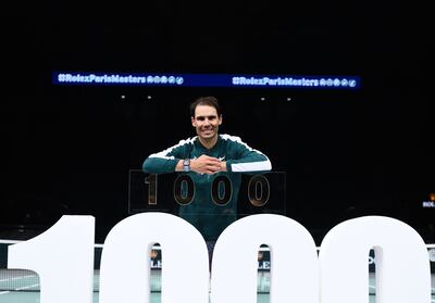 El español Rafael Nadal celebró ayer su victoria número mil, al ganar en París-Bercy a su compatriota Feliciano López.