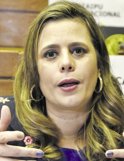La diputada Kattya González (PEN) indicó que esperan el pronunciamiento de organizaciones civiles.