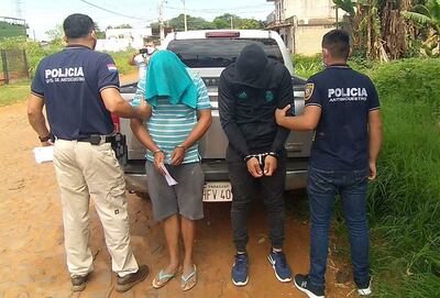 Fredy Ismael Marecos (42) y Artemio Gabriel Ruíz Leiva (19), fueron detenidos por los agentes del Departamento Antisecuestro.