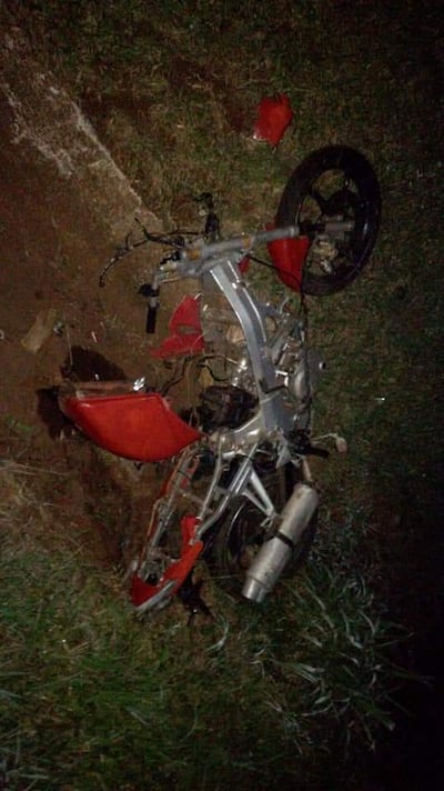 La motocicleta en que se movilizaba la víctima fatal