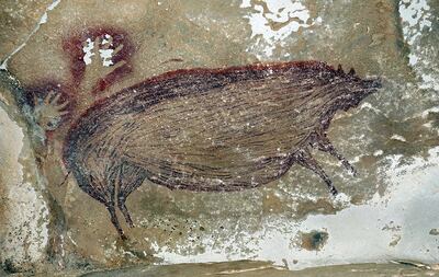 Imagen del cerdo verrugoso, pintada en pigmento ocre, que fue encontrada en el sur de Célebes.