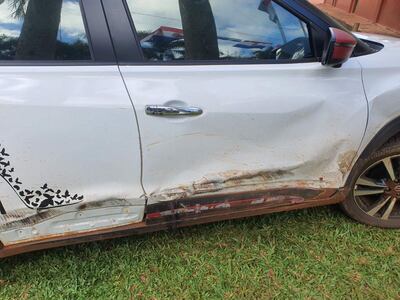 El vehículo en el que se desplazaba el intendente de Domingo Martínez de Irala, Derlis Javier Benegas.