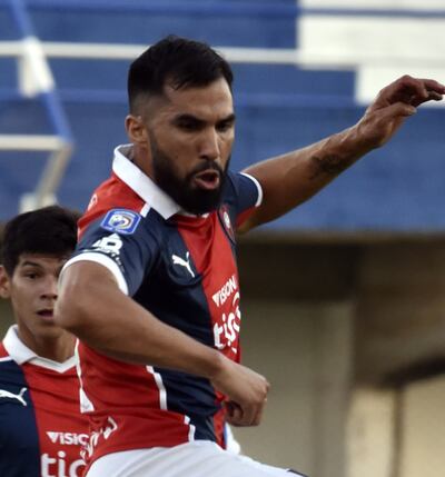 Las amonestaciones, un mal que debe corregir el lateral Alberto Espínola.