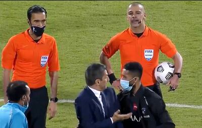 Insultos en árabe para Éber Aquino