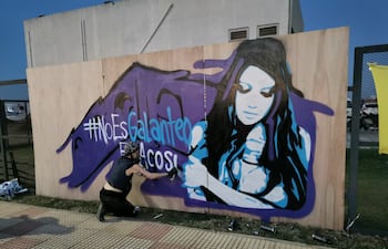 El graffiti de la artista urbana que se hace llamar Priz Praz Pruz. (Foto Gentileza).