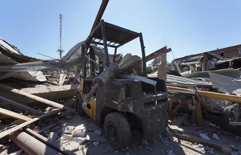 El Ejército ruso destruyó en la región ucraniana de Mikoláiv un arsenal con 45.000 toneladas de municiones recientemente enviadas por los países de la OTAN a Ucrania, según informó hoy el Ministerio de Defensa de Rusia.