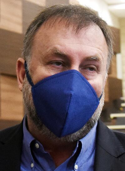 Benigno López, ministro.