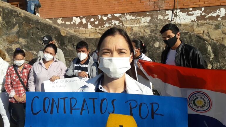 Dra. Vanesa Vazquez, no percibe su salario de parte de la gobernacion de Alto Paraguay, desde hace 4 meses.