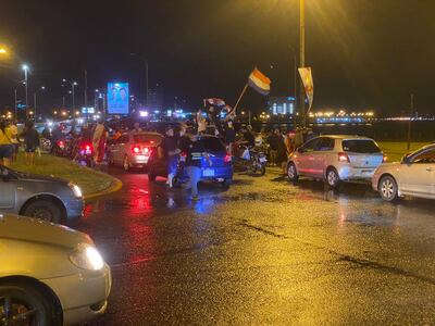 Manifestación en el Km 5 de la ruta PY01, esta tardecita.
