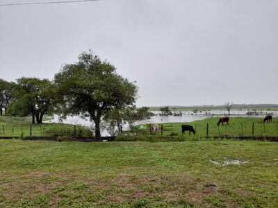 Intensas lluvias en el departamento de Misiones.
